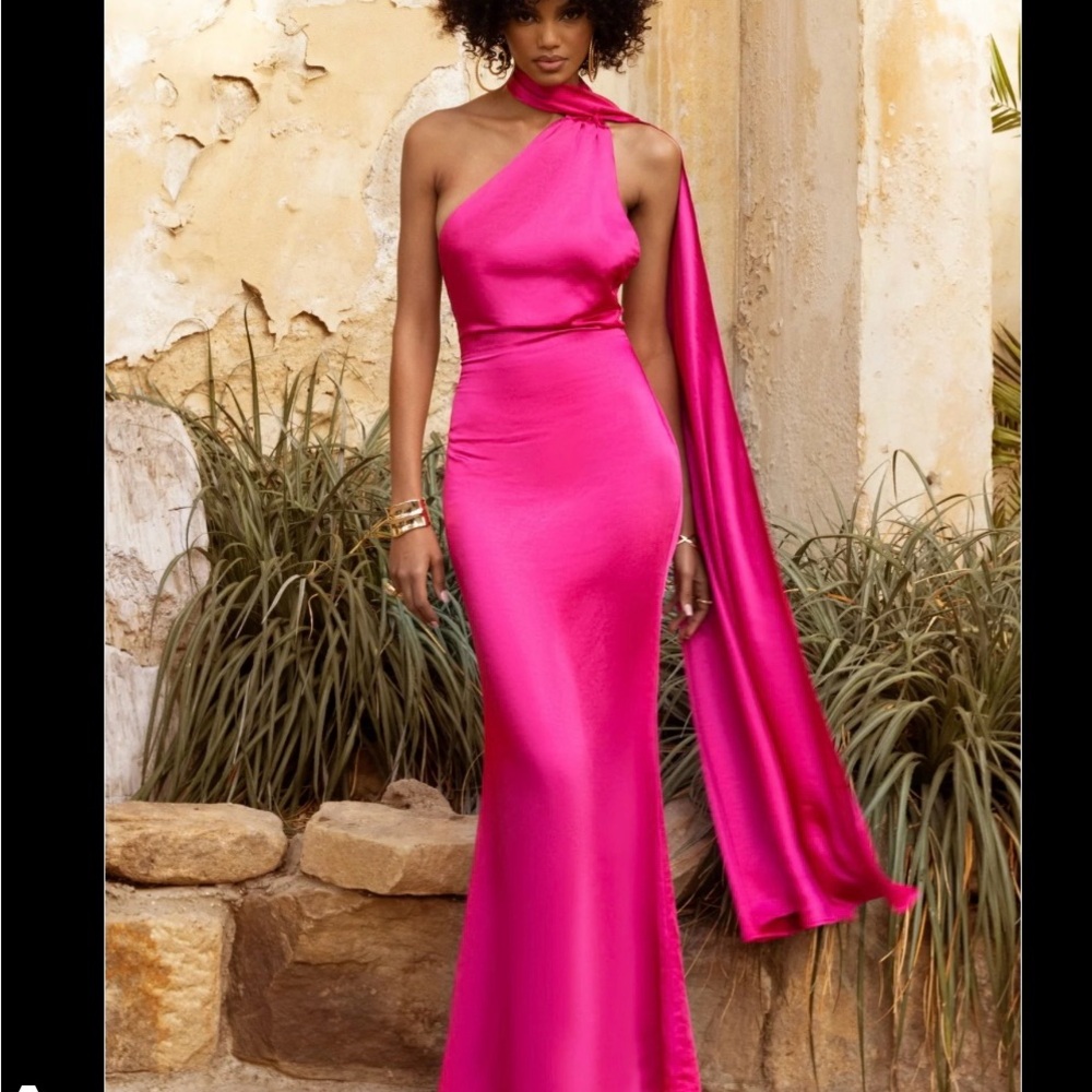 Mademoiselle One-Shoulder Gown Club L
